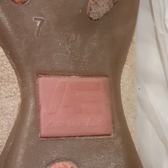 American Eagle Mary Jane's - Picture 5 of 7